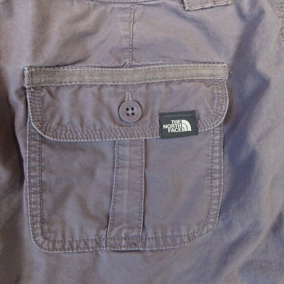 The North Face Shorts Womens 8 Gray Chino Flat Front Cotton Casual Cuffed - Picture 3 of 11
